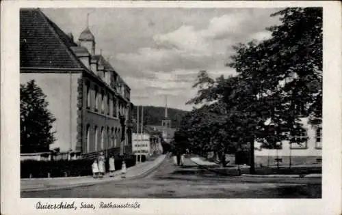 Ak Quierschied Saarland, Blick in die Rathausstraße, Wohnhäuser