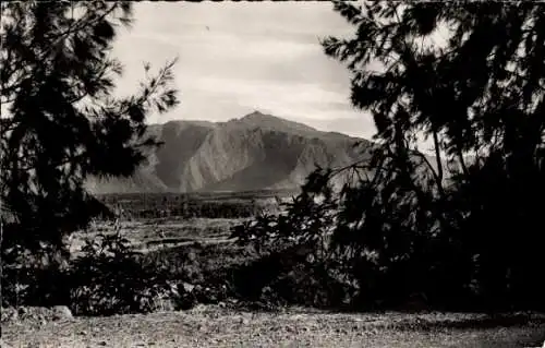 Ak Réunion, Le Piton des Neiges von der Cafres-Ebene aus gesehen