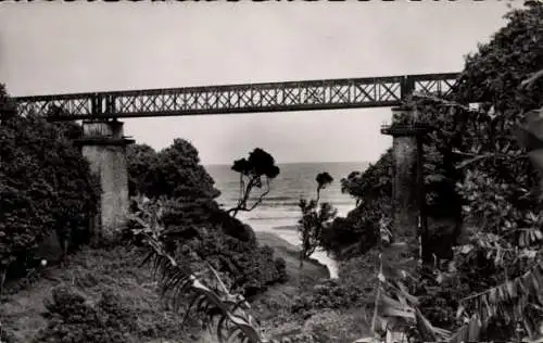 Ak Capesterre Guadeloupe, Marquisat-Eisenbahnbrücke