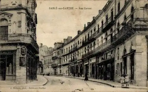 Ak Sablé sur Sarthe, Rue Carnot