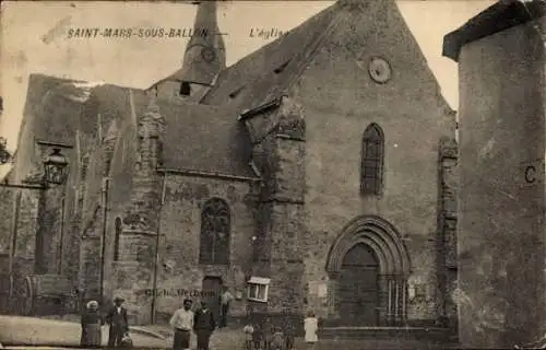 Ak Saint-Mars-sous-Ballon Sarthe, Kirche