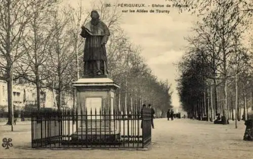 Ak Périgueux Nouvelle-Aquitaine Dordogne, Statue de Fenelon sur les Allees de Tourny