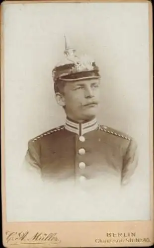 Kabinett Foto Berlin, Deutscher Soldat in Uniform, Portrait