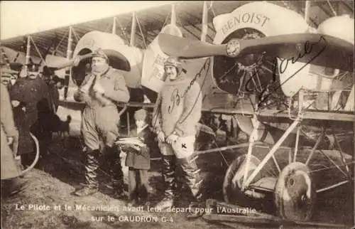 Ak Le Pilote et le Mecanicien avant leur depart pour l'Australie sur le Caudron G-4, Autogramm