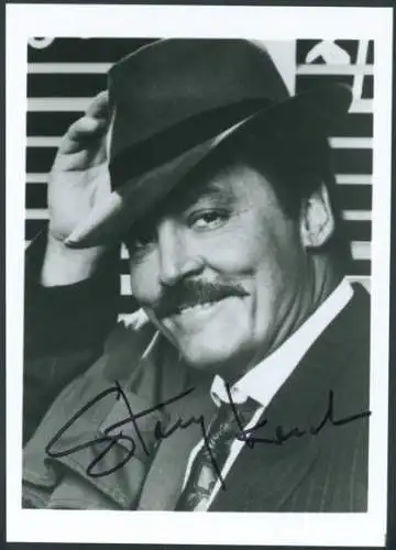 Foto Schauspieler Stacy Keach, Autogramm