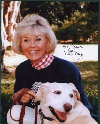 Foto Schauspielerin Doris Day, Hund, Autogramm