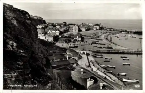 Ak Insel Helgoland, Unterland, Strand, Boote