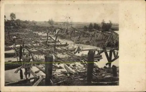 Ak Von den Russen abgebrannte Brücke, Kriegszerstörungen, I WK