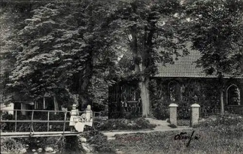 Ak Hamburg Wandsbek Altrahlstedt, bei der Kirche, Brücke, Kinder