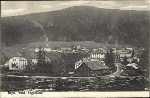 Ak Regenhütte Bayerisch Eisenstein im Bayrischen Wald Niederbayern, Gesamtansicht