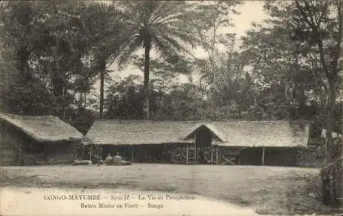 Ak Mayumbe Mayombe DR Kongo Zaire, Leben in der Prospektion, Bergbaurelais im Wald