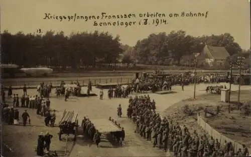 Foto Ak Schloss Neuhaus Paderborn in Westfalen, Sennelager, Kriegsgefangene Franzosen, I WK