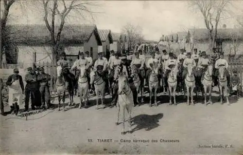 Ak Tiaret Oran Algerien, Camp barraque des Chausseurs, Pferde