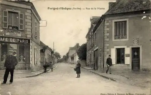 Ak Parigné l'Évêque Sarthe, Rue de la Mairie, Café de Paris