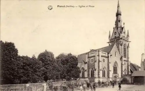 Ak Parcé sur Sarthe, Kirche, Platz