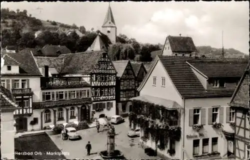 Ak Bad Orb im Spessart Hessen, Herzbad, Marktplatz, Kirchturm, Fachwerkhaus