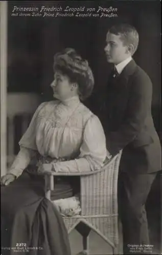 Ak Prinzessin Friedrich Leopold von Preußen mit ihrem Sohn, Louise Sophie von Schleswig-Holstein