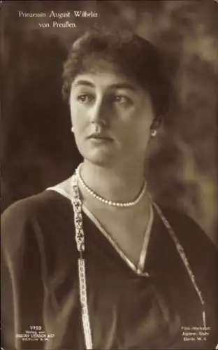 Ak Prinzessin August Wilhelm von Preußen, Alexandra Viktoria von Schleswig Holstein, Liersch 7759