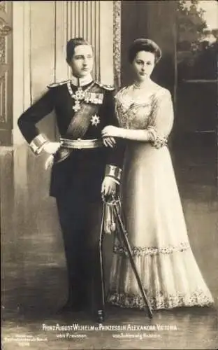 Ak August Wilhelm Prinz von Preußen, Alexandra Viktoria von Schleswig Holstein Sonderburg Glücksburg