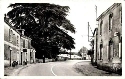 Ak Poille-sur-Vegre Sarthe, Das Rathaus