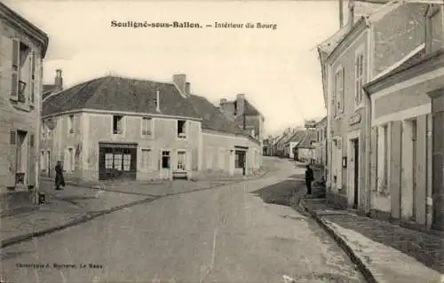 Ak Souligne-sous-Ballon Sarthe, Inneres des Bourg