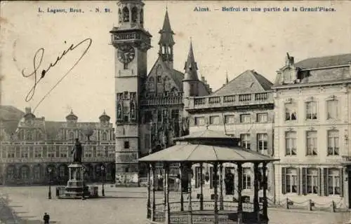 Ak Aalst Alost Ostflandern, Beffroi et une partie de la Grand Place