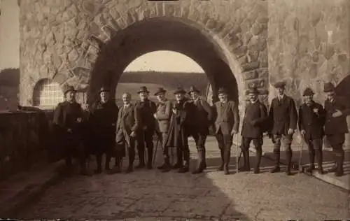 Foto Ak Klingenberg im Erzgebirge Sachsen, Talsperre, Männer-Gruppenbild