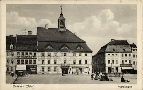 Ak Krosno Odrzańskie Crossen an der Oder Ostbrandenburg, Marktplatz