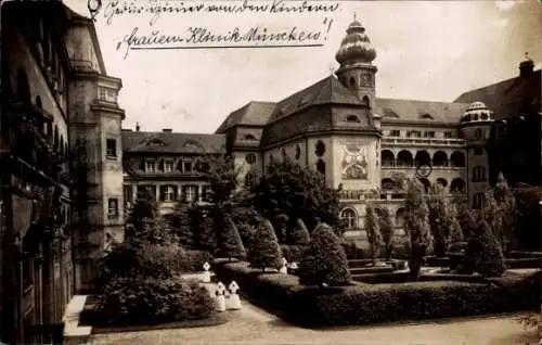 Foto Ak München, Klinik, Garten