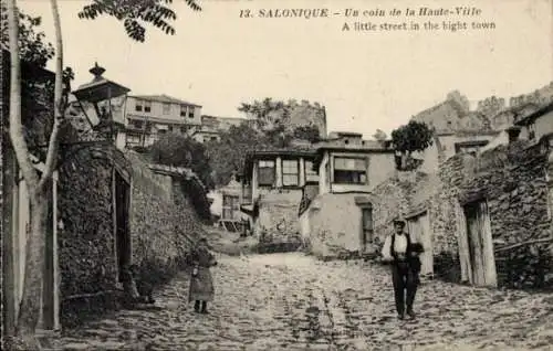 Ak Thessaloniki Griechenland, Straße in der Oberstadt