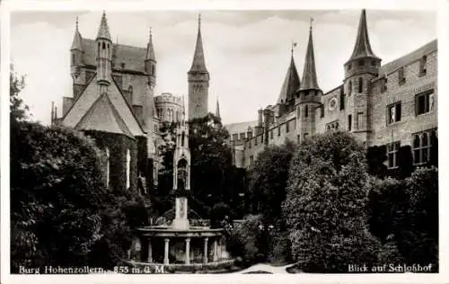 Ak Zimmern Bisingen im Zollernalbkreis, Burg Hohenzollern, Schlosshof