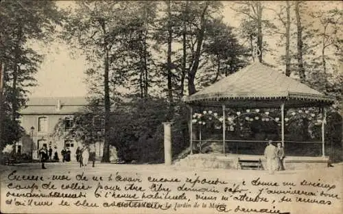 Ak Hautmont Nord, Le Jardin de la Mairie, Blick auf einen Pavillon