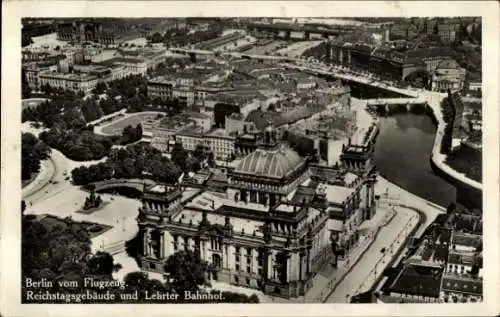 Ak Berlin Tiergarten Moabit, Lehrter Bahnhof, Reichstagsgebäude, Luftbild