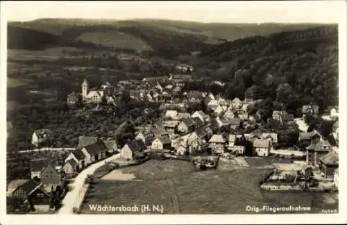 Ak Wächtersbach in Hessen, Gesamtansicht, Fliegeraufnahme