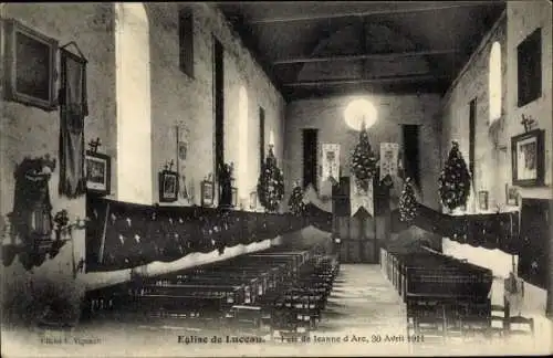 Ak Luceau Sarthe, Innenraum der Kirche, Fest der Jeanne d'Arc 1911