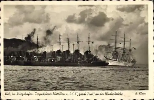 Ak Kiel, Kriegshafen, Torpedobootsflottillen, Gorch Fock, Blücherbrücke