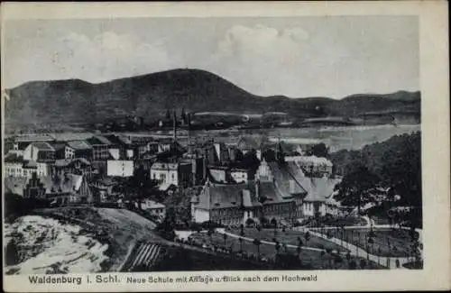 Ak Wałbrzych Waldenburg Schlesien, Panorama, Neue Schule, Hochwald