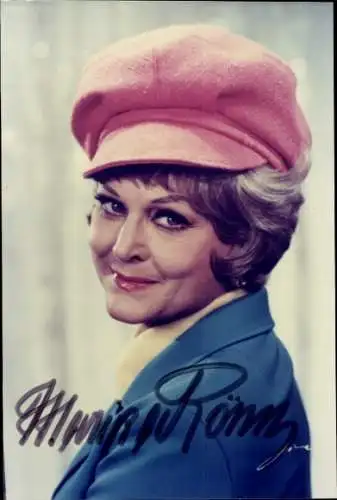 Ak Schauspielerin Marika Rökk, Portrait, Autogramm, Kappe