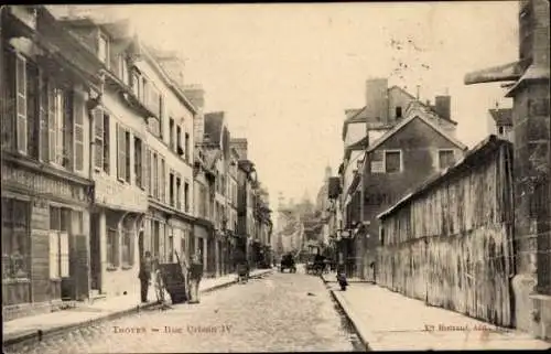 Ak Troyes-Aube, Rue Urbain IV