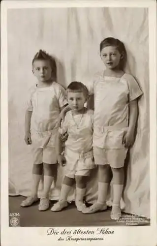 Ak die drei ältesten Söhne des dt. Kronprinzenpaares, Wilhelm von Preußen, Louis Ferd., Hubertus