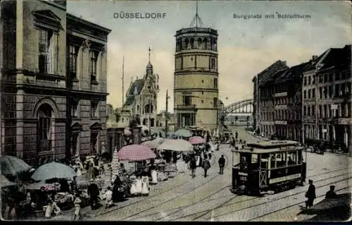 Ak Düsseldorf am Rhein, Burgplatz, Schlossturm, Straßenbahn, Marktstände