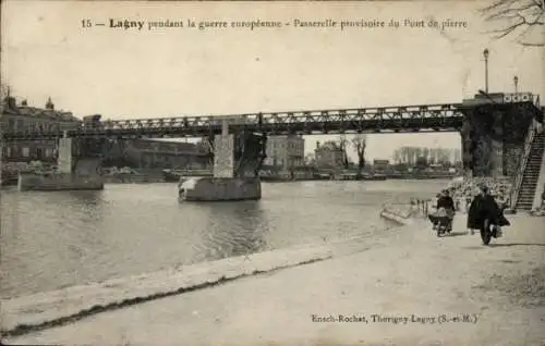 Ak Lagny Seine et Marne, Temporäre Fußgängerbrücke der Steinernen Brücke