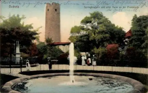 Ak Oschatz in Sachsen, Springbrunnen und alter Turm an der Promenade