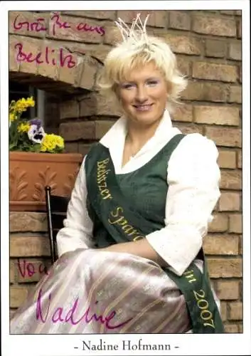 Ak Schauspielerin Nadine Hofmann, Portrait, Autogramm, Die Jakobs-Höfe, Weinkönigin, Krone