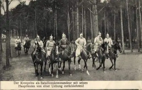 Ak Kronprinz Wilhelm als Bataillonskommandeur mit seinen Hauptleuten