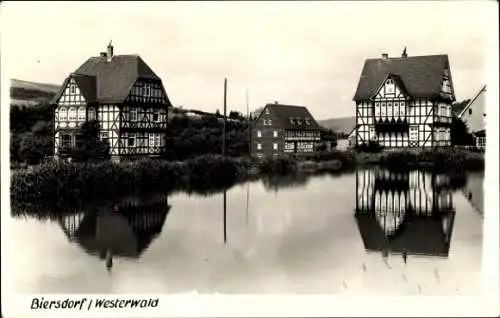 Foto Ak Biersdorf Daaden im Westerwald, Teilansicht, Fachwerkhäuser