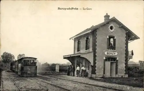 Ak Serzy-et-Prin Marne, Bahnhof, Gleisseite, Eisenbahn