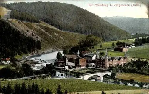 Ak Walsburg Eßbach in Thüringen, Talblick auf den Ort und die Umgebung, Brücke