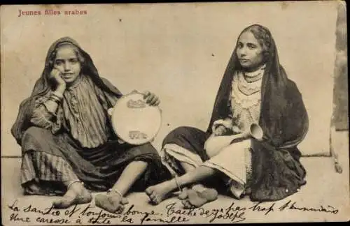 Ak Araberinnen in Tracht, Tamburin, Krug