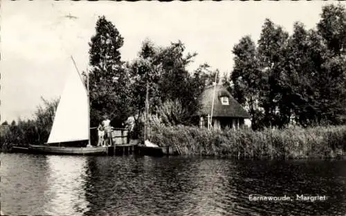 Ak Eernewoude Fryslân Niederlande, Margriet, Segelboot am Anleger